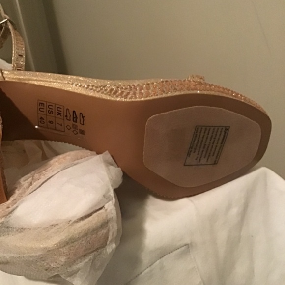 🔥London Rag, NWOT, size 9, 3 & 1/2 inch heels, see photos, beautiful gems - Picture 6 of 6